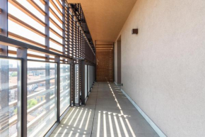 Luxury flat with pool gym spa parking - Unit9B